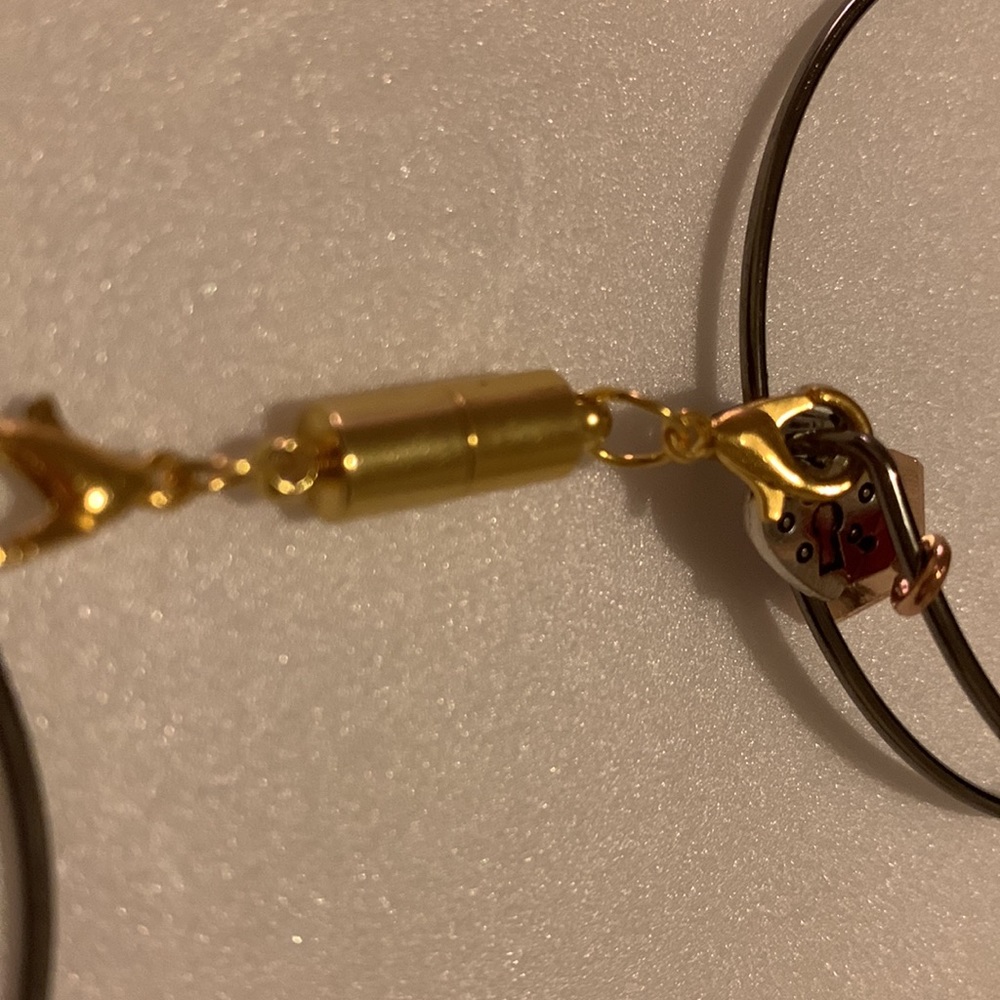 Brackets - Picture 2 of 4